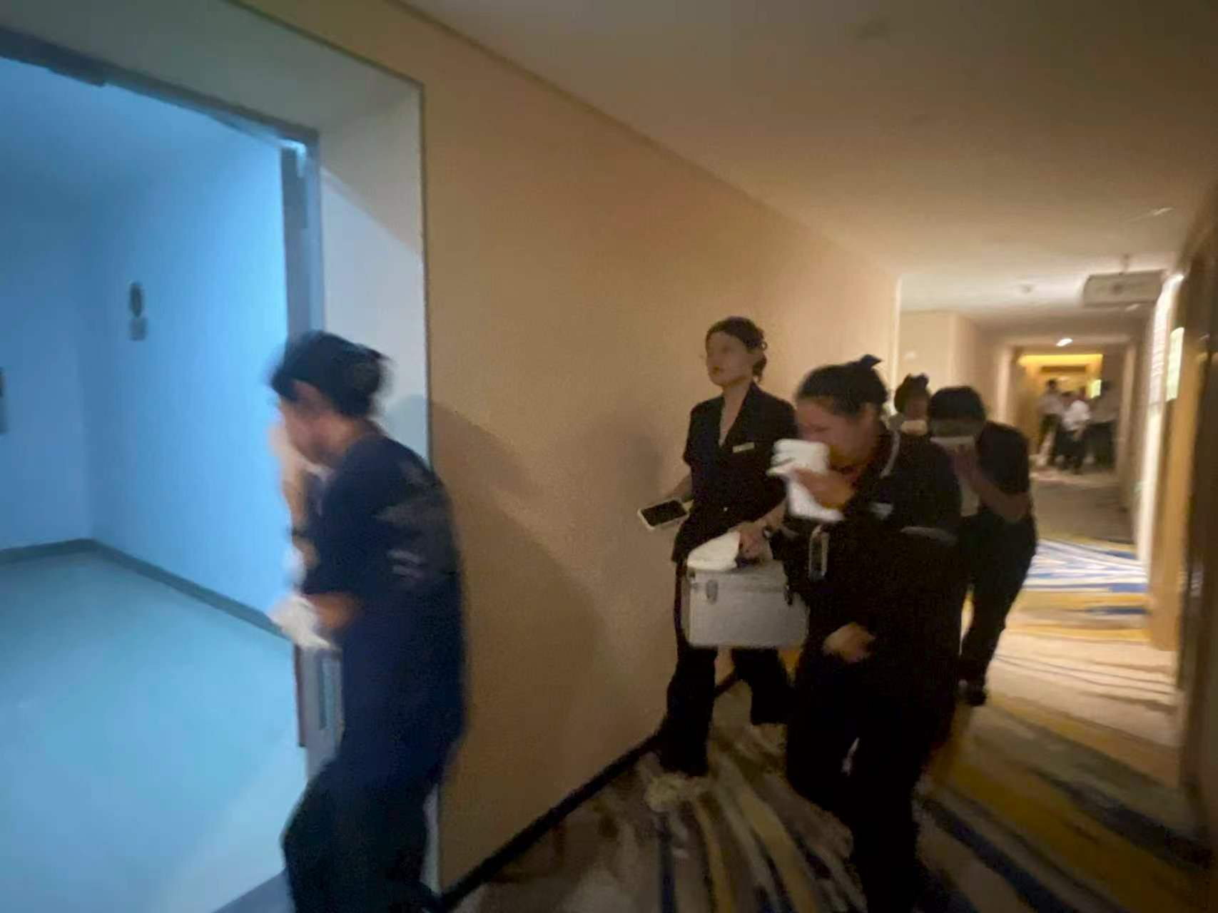 图片1 图片1